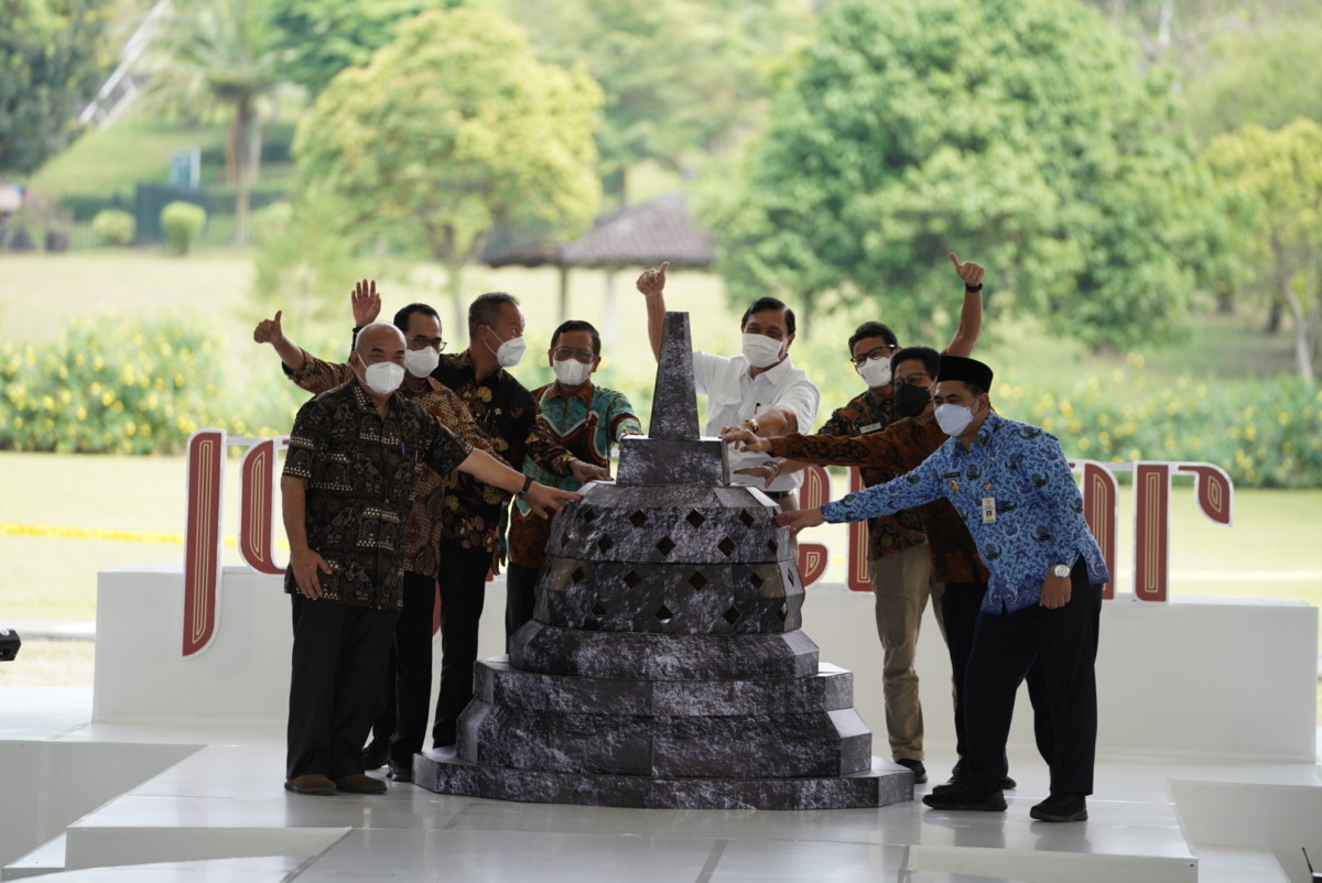 Digitalisasi Pembayaran Area Borobudur
