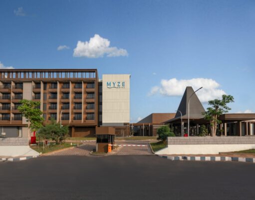 Myze Hotel Waingapu Libatkan 95% Tenaga Lokal: Strategi Memberdayakan Putra Daerah Sumba Myze Hotel